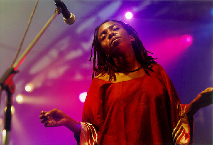 Chiwoniso * 5 March 1976 - † 24 July 2013