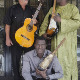 Bassekou Kouyate, Djelimady Tounkara, Eliades Ochoa (Christina Jaspars) 