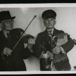 Stanisław Kurowski (b. 1880 in Donatowo) - bagpipe, Michał Kurowski (b. 1872 in Nowy Gołębin) - violin (skrzypce podwiązane).