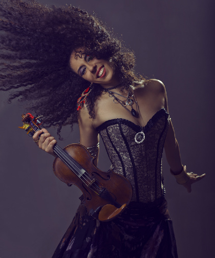 Tania Vinokur - a unique combination of Violin, Dance and Vocals