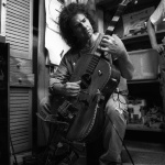 Pat Metheny plays Paolo's instrument before he make 2 twins guitars
