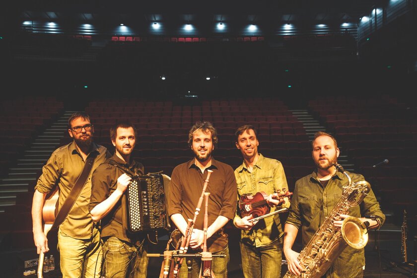 Topmost Belgian Folk with WÖR - New Music & Tour