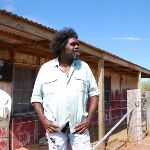 Frank Yamma at home