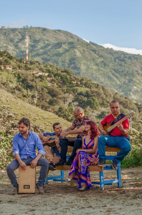 HATOGRANDE- Música andina colombiana