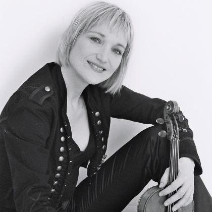 Mirella Pirskanen, VioVoce- a solo for violin & voice