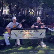 Duo Corcova plays at Paredão d'Artes in Cascais